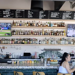 ramen and noodles, interior