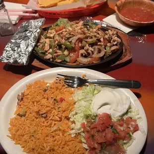 Food was sooo good. Service was excellent. Drink was mixed perfectly. The place was clean and appealing.