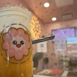 We've been craving Mochi dogs for a while and everyone's being saying come to this location at delta shores!  Mango cloud : 11/10!