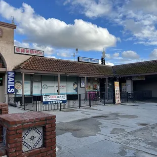 Restaurant at right corner