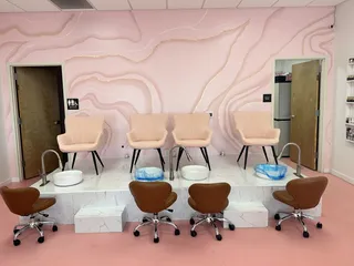 The Pink Nail Salon 
