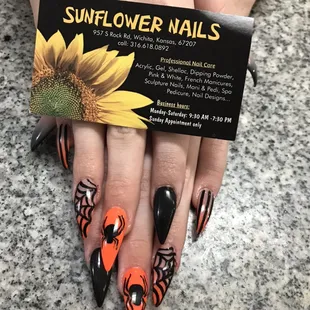 Halloween nail design