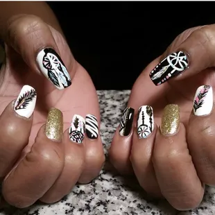 Gel colors with hand design