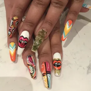 Gel colors and hand design