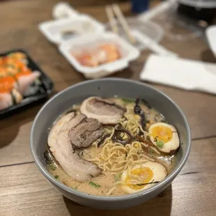 Black garlic ramen