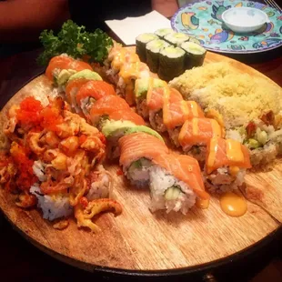 Eel & Avocado Roll