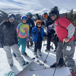 Group photo at the top of ski Loveland