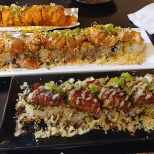 Volcano salmon, salmon king, Unagi loveover?? I cannot remember the name, really good!! The sauce is amazing!!!!!!!!!!!!!