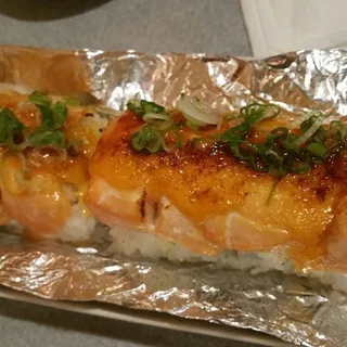 Baked Salmon Roll