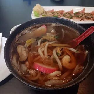 Seafood Udon