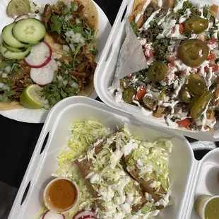 food, nachos