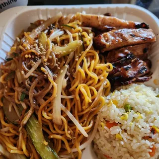 Teriyaki Chicken with Vegetables Chow Mein Combo