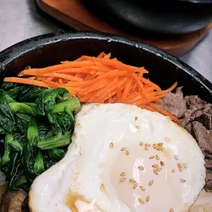 Dolsot Bibimbap