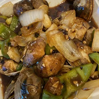 Stir-Fried Clams With Black Bean Sauce