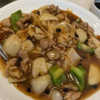 Beef Chow Fun with Black Bean Sauce
