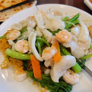 Seafood Fried Noodle