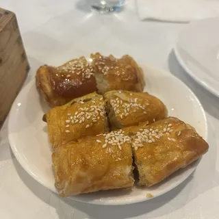 Char Siu Puff(L) (L)