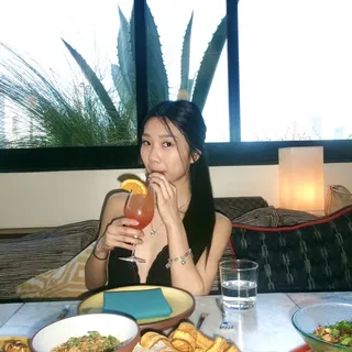 Flora L.