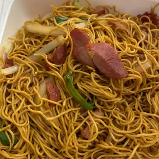 Very dry BBQ Chow Mein. No flavor.