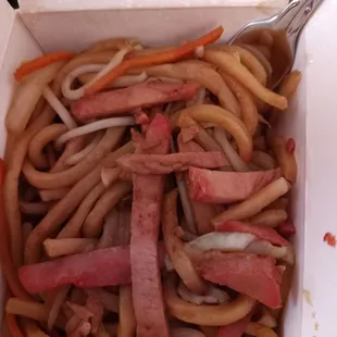 BBQ pork chow mein to go