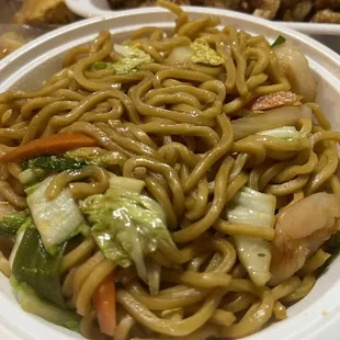 Shrimp lo mein