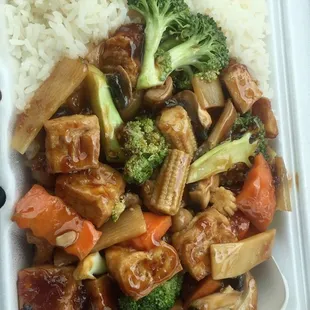 29.Family Style Tofu Lunch