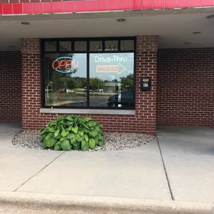 Drive thru available