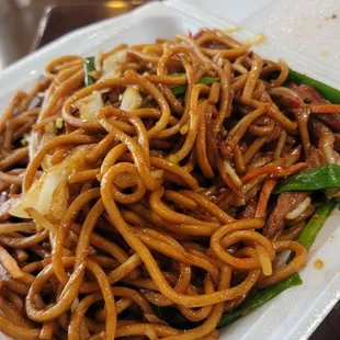 BBQ Lo Mein