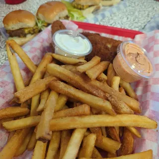 Chicken Tenders (4) w/ Fries