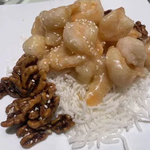 Walnut Prawns