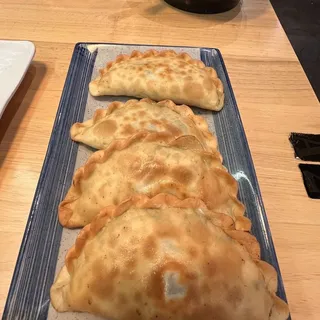 4. Fried Chinese Chives Pocket (4) 4. (4)