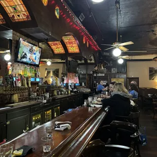 Big long bar perfect for post game!