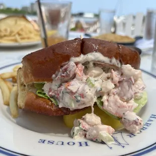 Maine-Style Lobster Roll