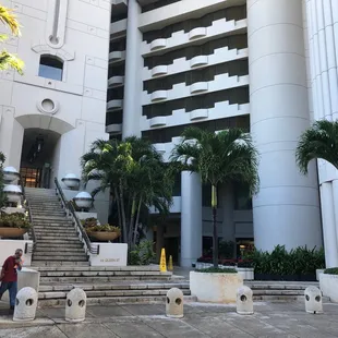 the entrance to the hotel