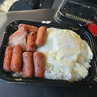 My $7.00 breakfast bento.   Not bad