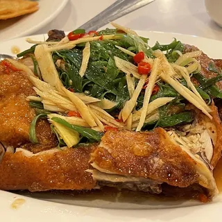 Fried Chicken with Ginger, Onion Sauce, & Shoyu / 油淋雞