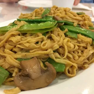 E-Mein with Mushrooms & Vegetable / 干燒伊麵