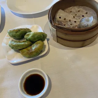 Steamed Vegetable "Potstickers"