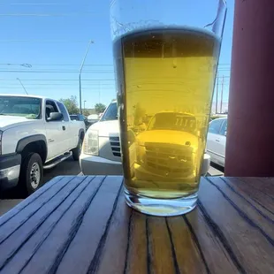 "Easy Going" kölsch style ale. As easy drinking as the name suggests.