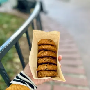 6 pack (I'd say good for 2-3 people)