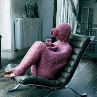 M M.