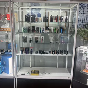 Vape kits mods and tanks