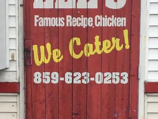 Lee's Famous Recipe Fried Chicken