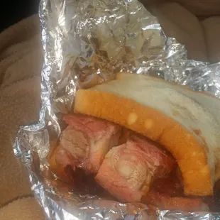 Ate a link b4 pic. Plenty of meat- light sauce- good.