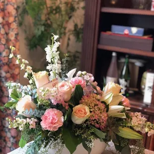 Hello Beautiful Bouquet- Deluxe