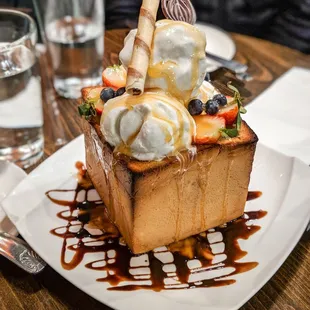 Caramel Ice Cream Honey Toast