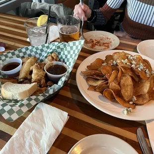 House Chips  Wings  Traditional or Boneless