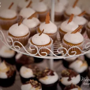 San Diego Wedding Photographer | Janis Foley Photography
  janisfoley.com | (619) 723-7677 | Harina Dulce Gourmet Bakery | harinadulce.com