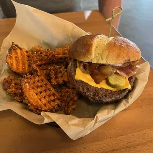 Cheeseburger and Sweet Potato Fries