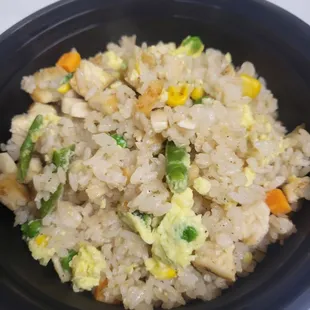 Chicken Fried Rice (Chicken Fried Rice is made with chicken breast meat.)